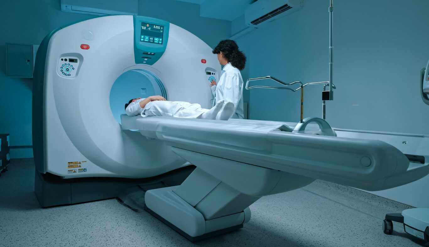 keunggulan pet scan
